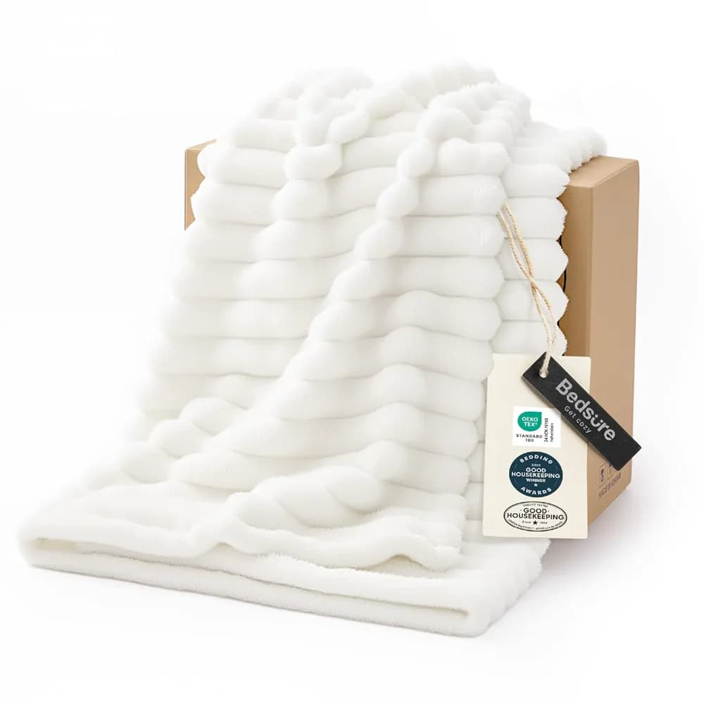 Amazon listing photo of Bedsure GentleSoft Fleece Throw Blanket (Off White, 50x60 in)