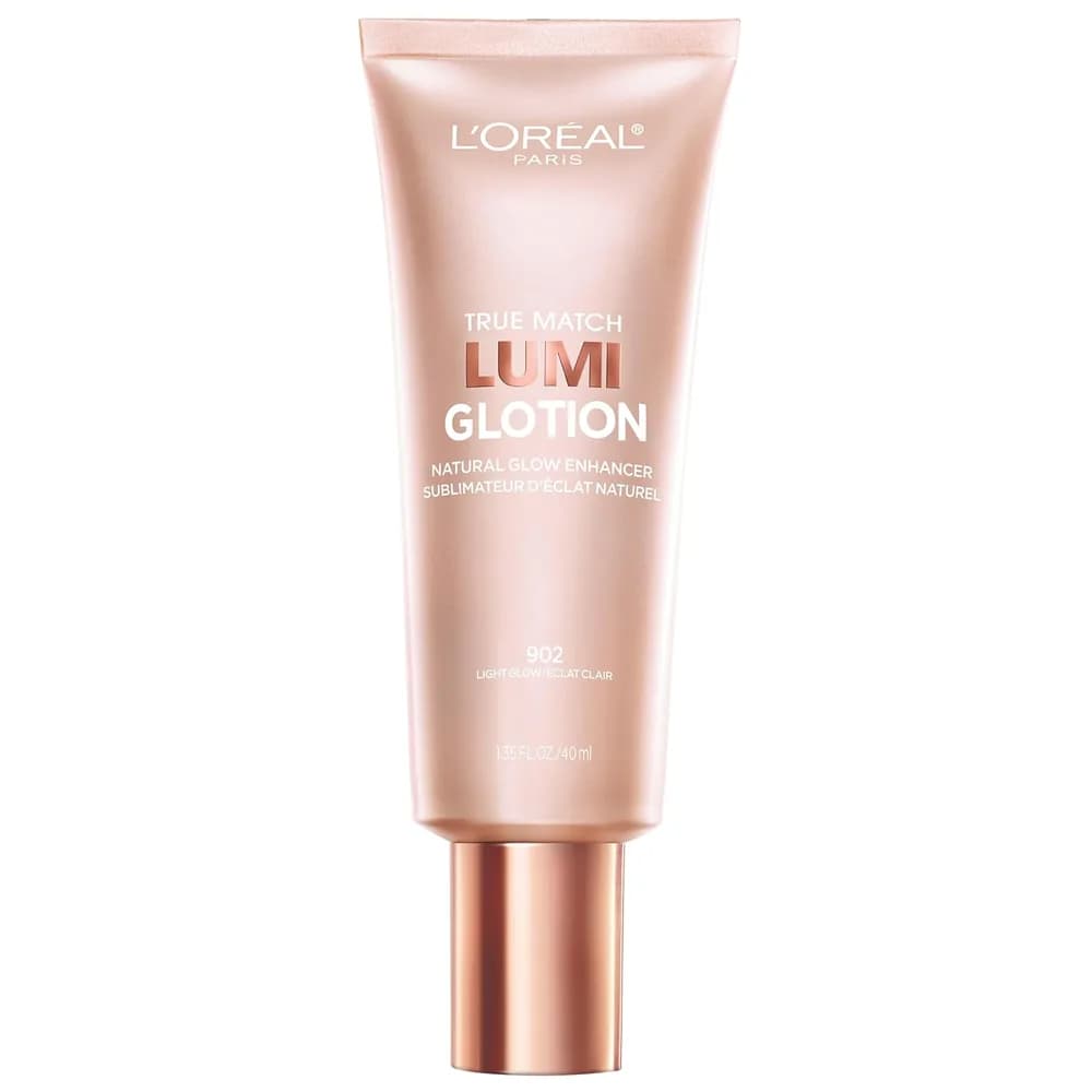 Amazon listing photo of L'Oréal Paris True Match Lumi Glotion (902 Light)